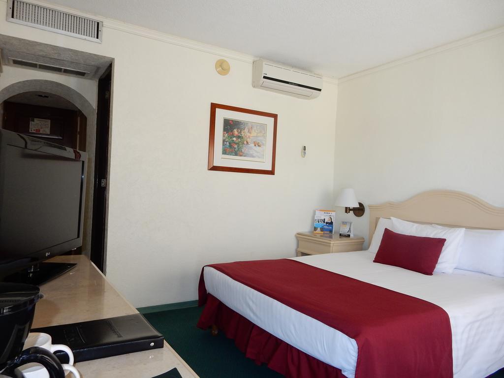 Hotel Quality Inn Aguascalientes Kültér fotó